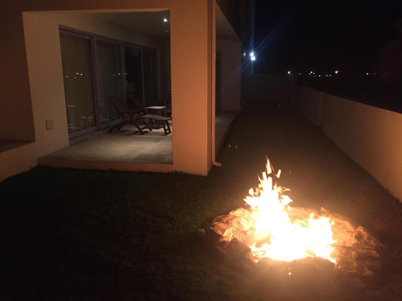 Perfect 10 - 10 To 13 Sleeper Luxury Holiday Home Breakage Deposit Of R2500 Per Weekend Lease Langebaan Exterior foto